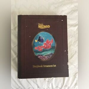 Finding Nemo Storybook Ornament Set